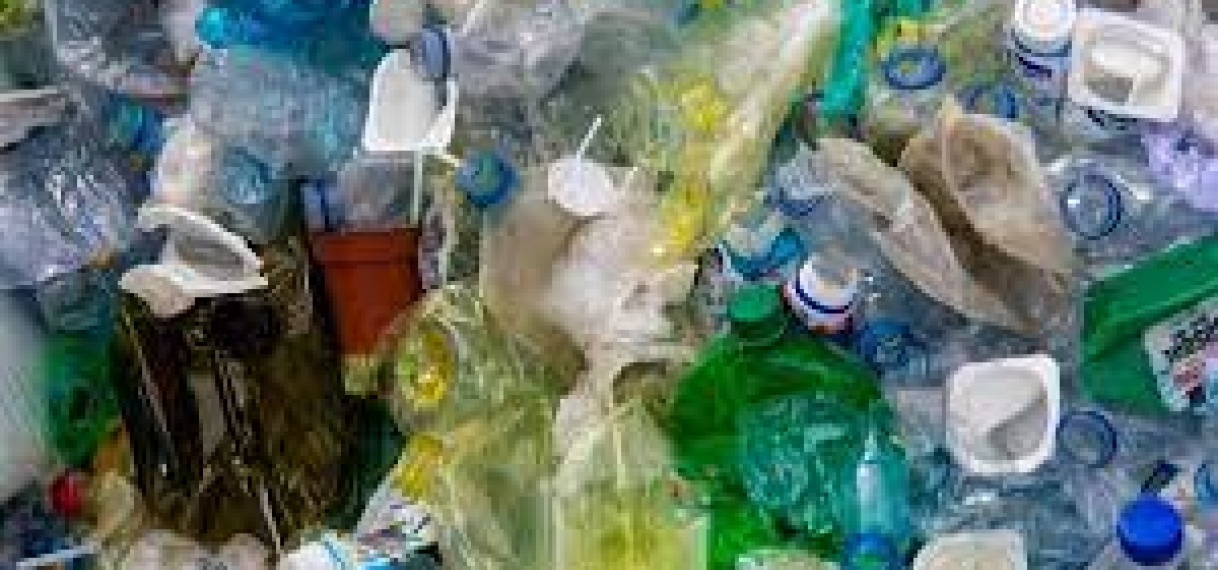 Suriname en VN lanceren afvalverwerkingsproject KONI DOTI