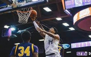 Gavin Kensmil in het Sterren Team van het WAC basketbaltoernooi
