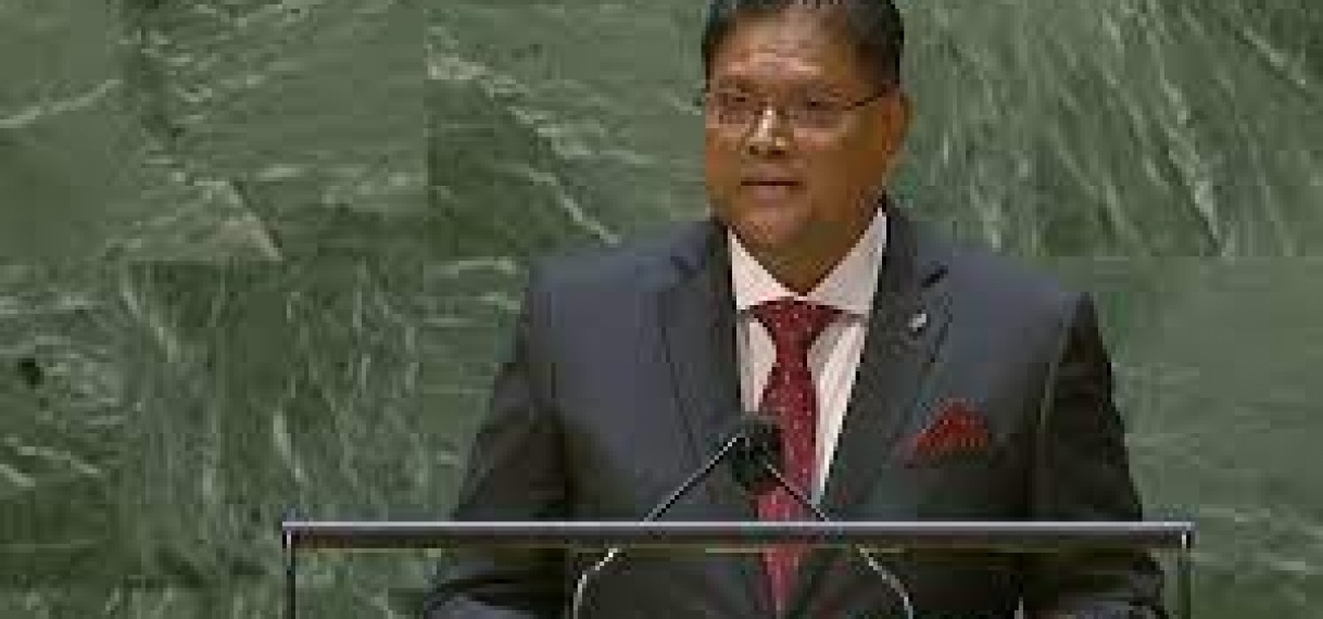 President Santokhi roept Caribische landen op meer te doen tegen coronapandemie