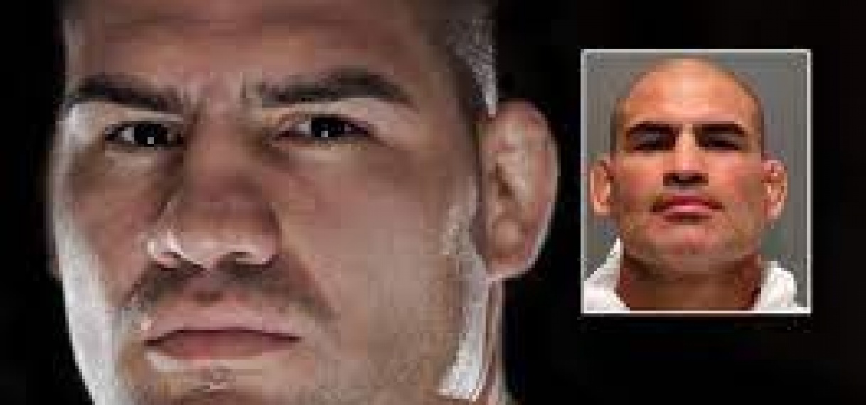 Voormalig UFC tweevoudig zwaargewicht wereldkampioen Cain Velasquez (39) gearresteerd