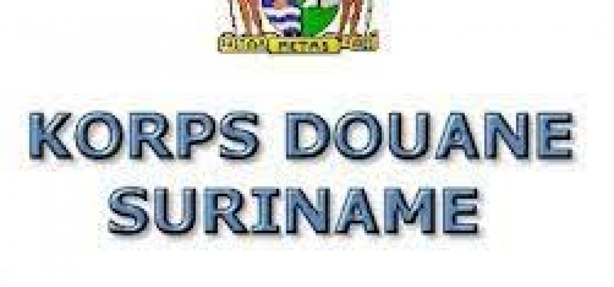 52 bevorderingen bij Korps Douane Suriname
