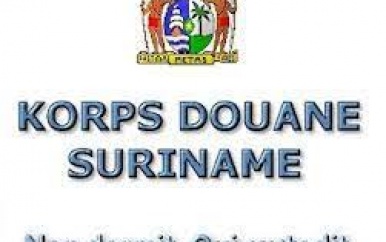 52 bevorderingen bij Korps Douane Suriname