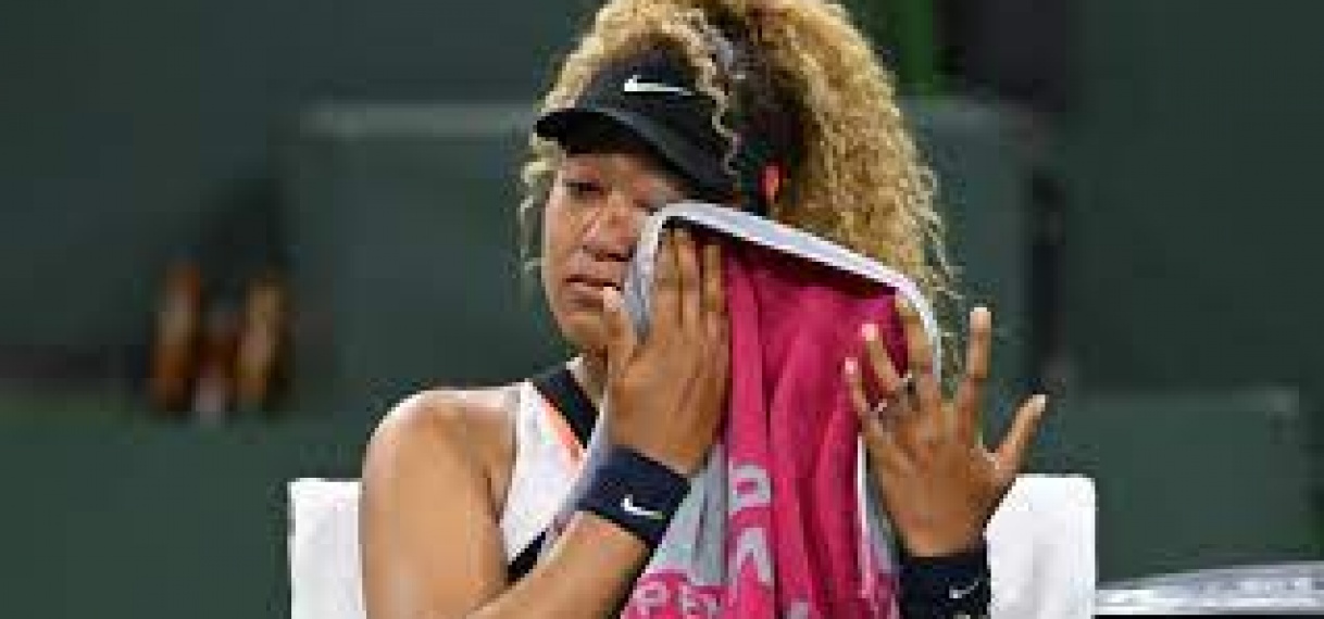 Osaka barst in tranen uit na belediging uit publiek in Indian Wells