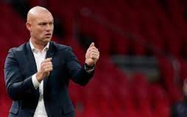 Hofland lijkt ontslagen Grim op te volgen als trainer van zwalkend Willem II