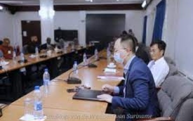 President wil belangen Chinese gemeenschap behartigen middels werkgroep