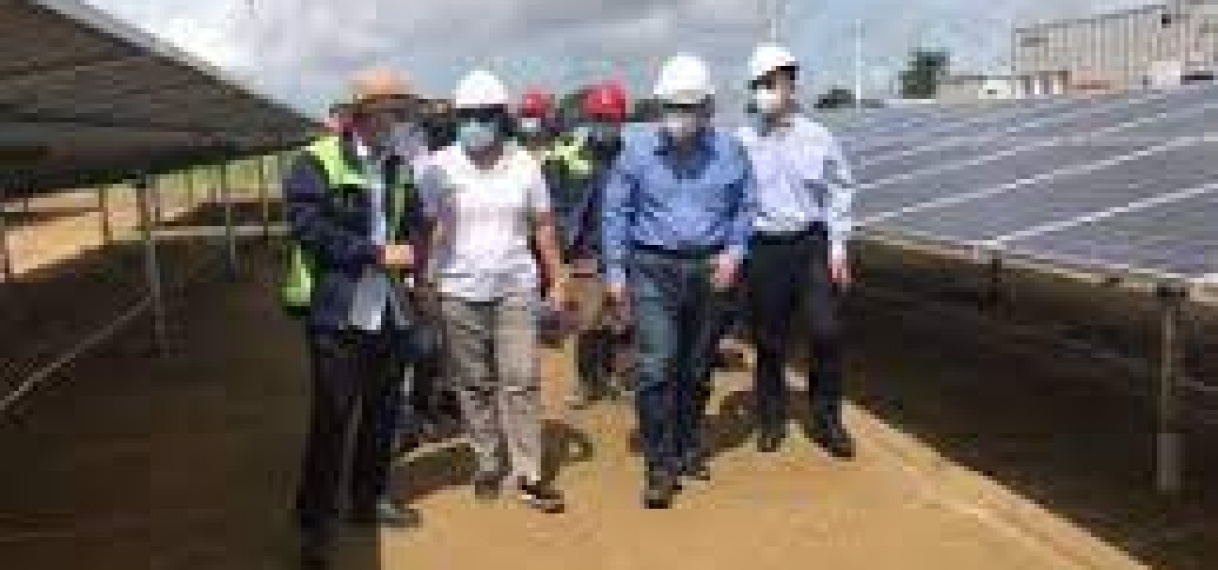 Dc Gobardhan ontvangt Chinese ambassadeur