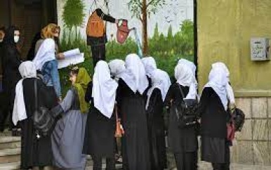 Taliban laten toch geen meisjes toe op middelbare scholen