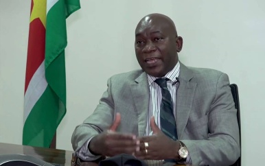 Minister Amoksi: “Suriname zal voordeel halen uit High Level Security Conferentie”