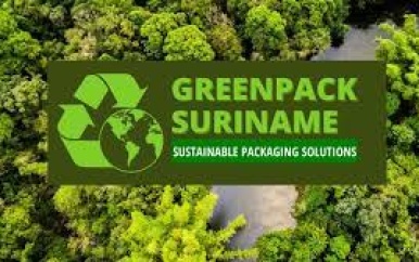 Greenpack Suriname produceert recyclebaar verpakkingsmateriaal van oude kranten