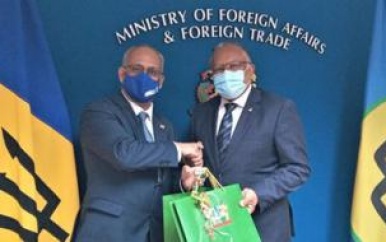 Suriname en Barbados klaar voor nauwere banden