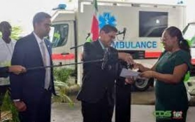 Regering komt gezondheidsinstellingen tegemoet met ambulances