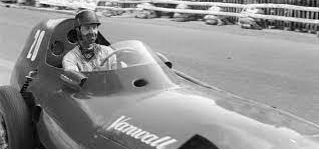 Laatste Grand Prix-winnaar uit jaren vijftig Tony Brooks (90) overleden