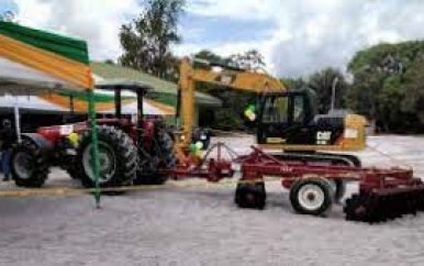 FAO/SAMAP voltooien levering landbouwmachines aan Para