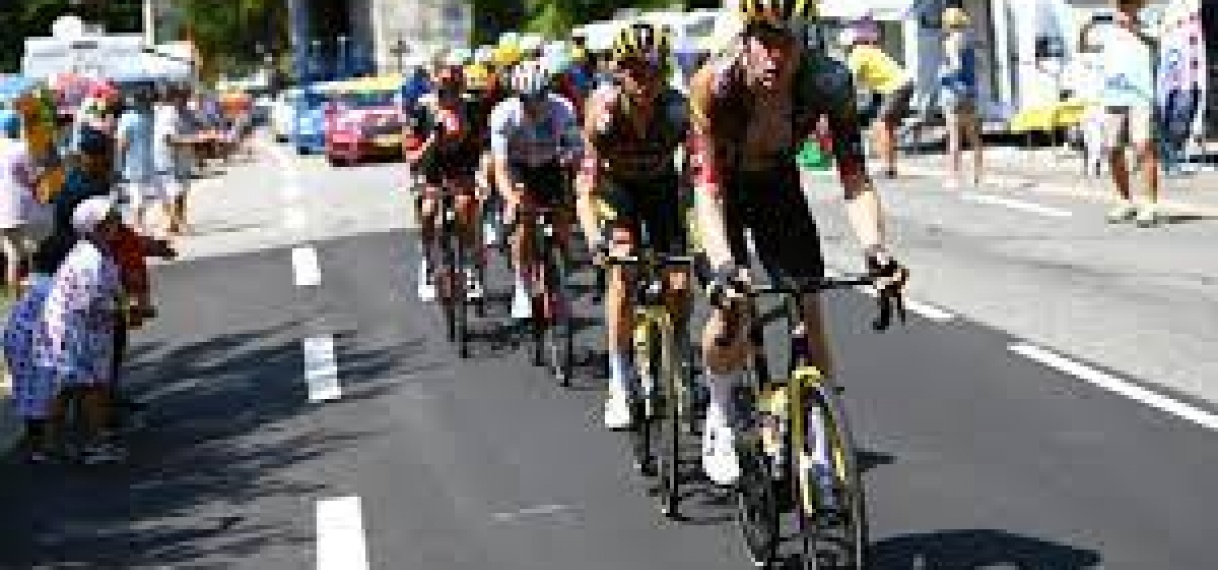Jumbo-Visma-renner Van Hooydonck uit Tour wegens familie-omstandigheden