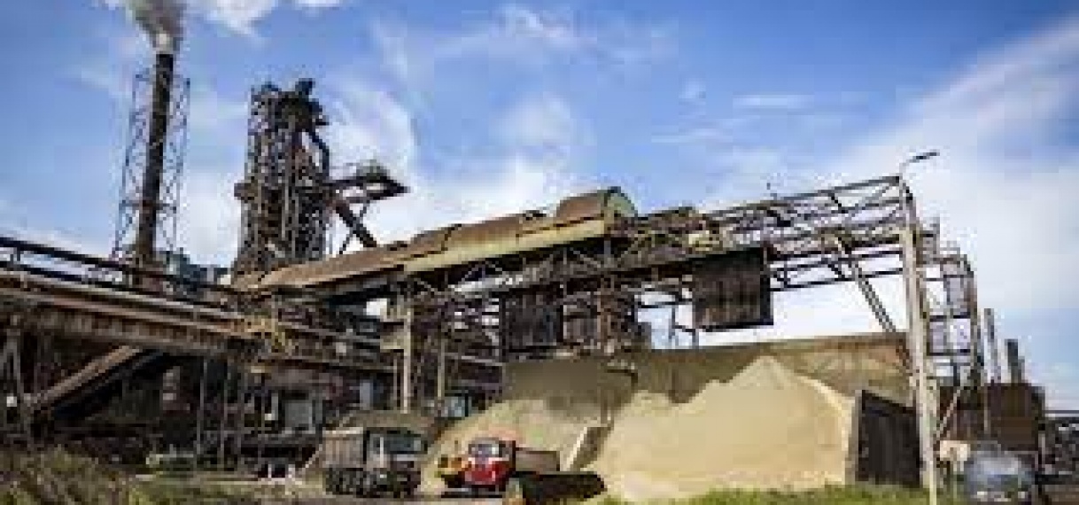 Tata Steel behoudt natuurvergunning, maar mag minder stikstof uitstoten