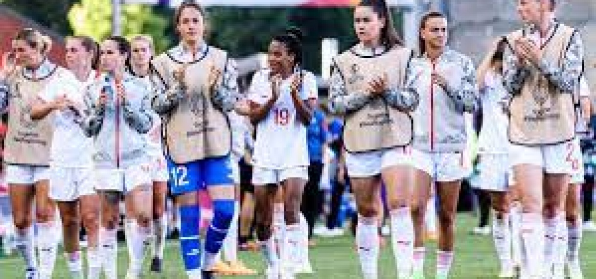 Acht spelers Oranjevrouwen-opponent Zwitserland kampen met maag-darmklachten