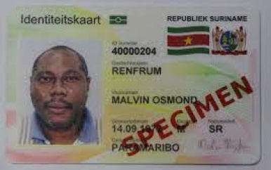 Oude ID-kaarten worden mogelijk weer aangenomen