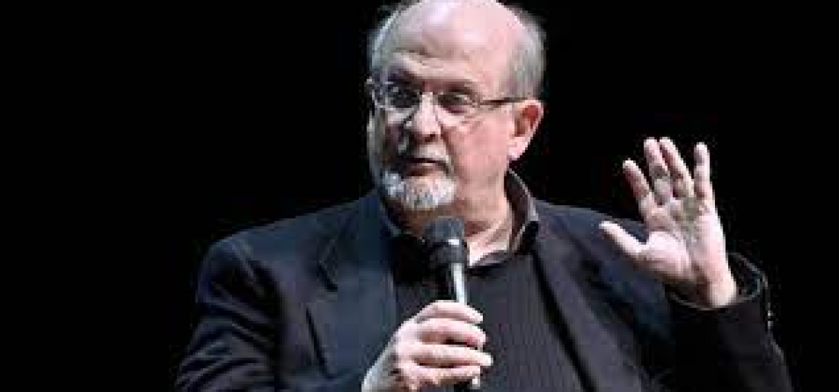 Iran ontkent stellig betrokken te zijn bij aanval op Salman Rushdie