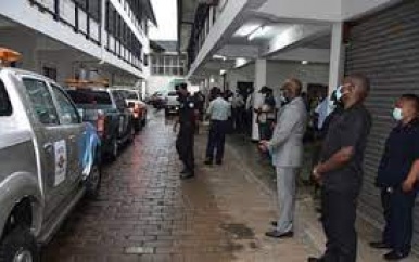 Veiligheidszone Paramaribo-centrum ingesteld wegens toename criminaliteit