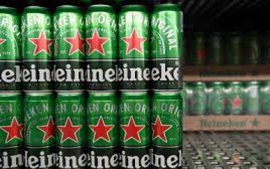 Surinaamse brouwerij produceert voor het eerst Heineken in Suriname