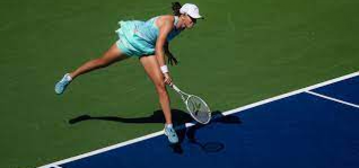 Swiatek laat zich in Toronto weer verrassen en overtuigt niet richting US Open
