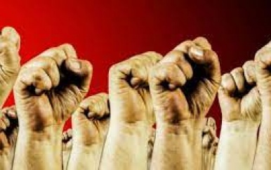 Organic movement roept vakbeweging op om politieke invloeden te verlaten