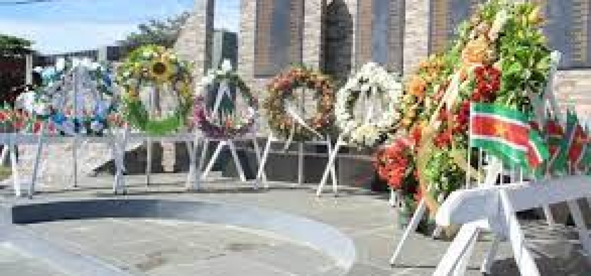 Herdenking gesneuvelde militairen binnenlands conflict: dit mag nooit meer gebeuren