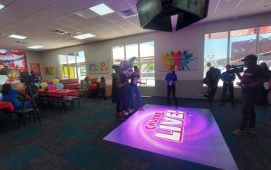 Chuck E. Cheese opent deuren in Suriname