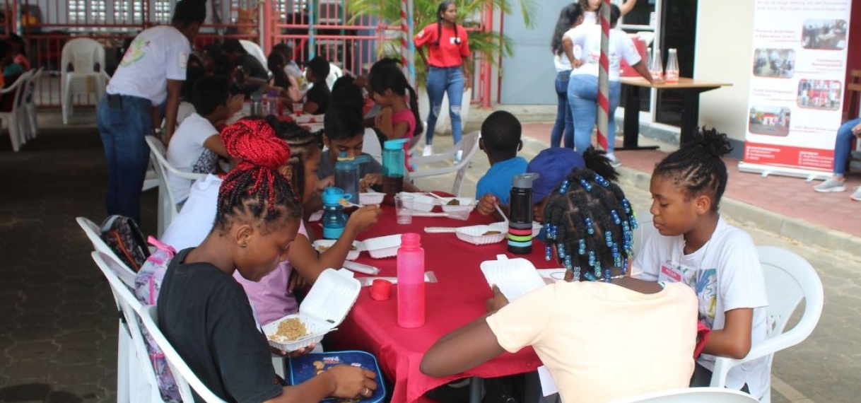 Surinaamse Rodekruis vakantieschool van start