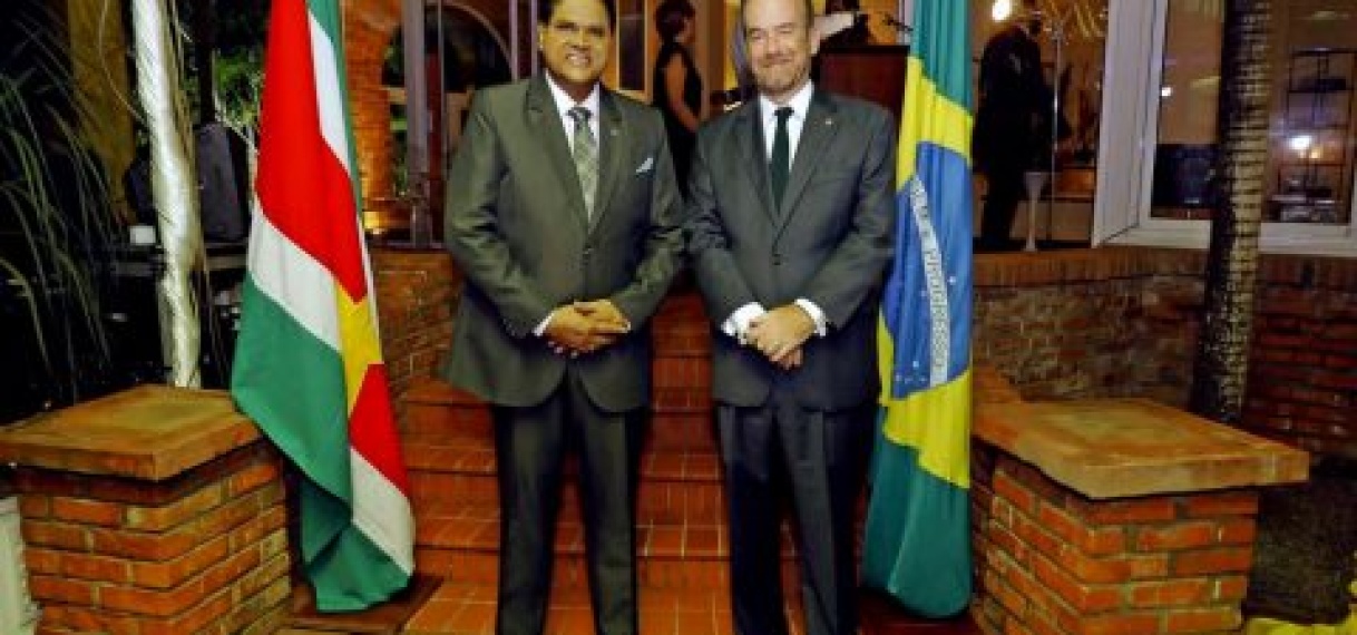 President Santokhi memoreert duurzame relatie bij 200 jaar onafhankelijkheid Brazilië