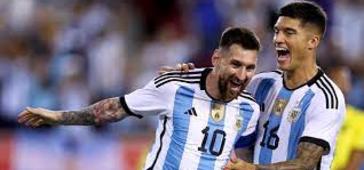 Messi eist hoofdrol op bij Argentinië, Sinisterra goud waard voor Colombia