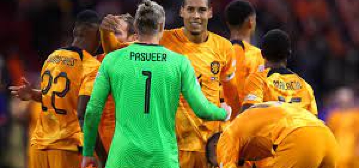 Oranjeaanvoerder Van Dijk met goed gevoel naar WK: ‘Maar het moet veel beter’