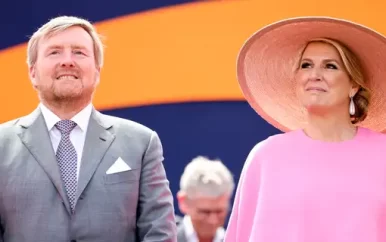 Willem-Alexander en zijn familie vieren Koningsdag 2023 in Rotterdam