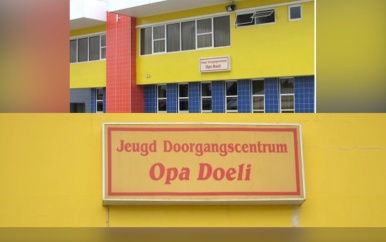 Woordenwisseling tussen twee scholieren mondt uit in steekpartij