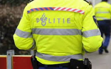 Duizend agenten en militairen doen tientallen invallen in groot drugsonderzoek