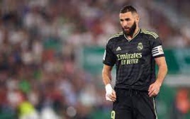 Real Madrid voorlopig zonder geblesseerde Gouden Bal-winnaar Benzema