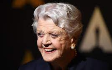 Angela Lansbury (96) overleden, kreeg wereldfaam door ‘Murder, She Wrote’