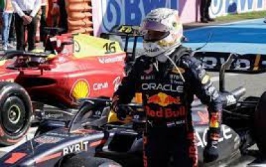 Zo laat komt Max Verstappen in actie bij de Grand Prix van Singapore