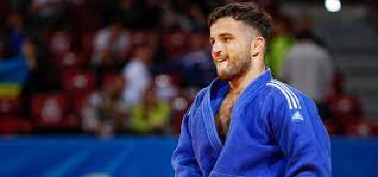 Judoka Tsjakadoea gediskwalificeerd op WK omdat hij hoofd gebruikt bij worp