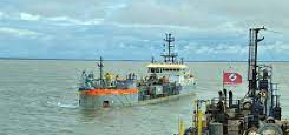 MAS informeert scheepvaart over baggerwerkzaamheden vaargeul Surinamerivier