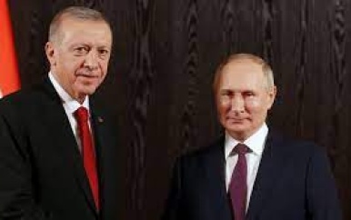 Erdogan praat met Poetin over Oekraïne en roept op tot einde bloedvergieten