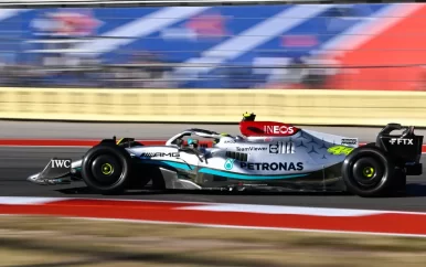 Hamilton baalt van ‘verschrikkelijk’ hobbelende auto op circuit in Austin