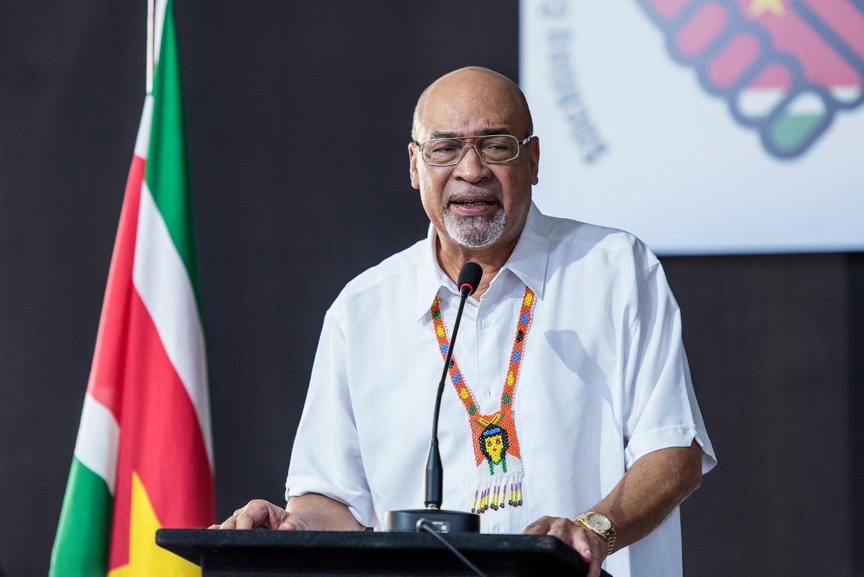 Bouterse Ontkent Moord Op 8 December Strafproces STVS