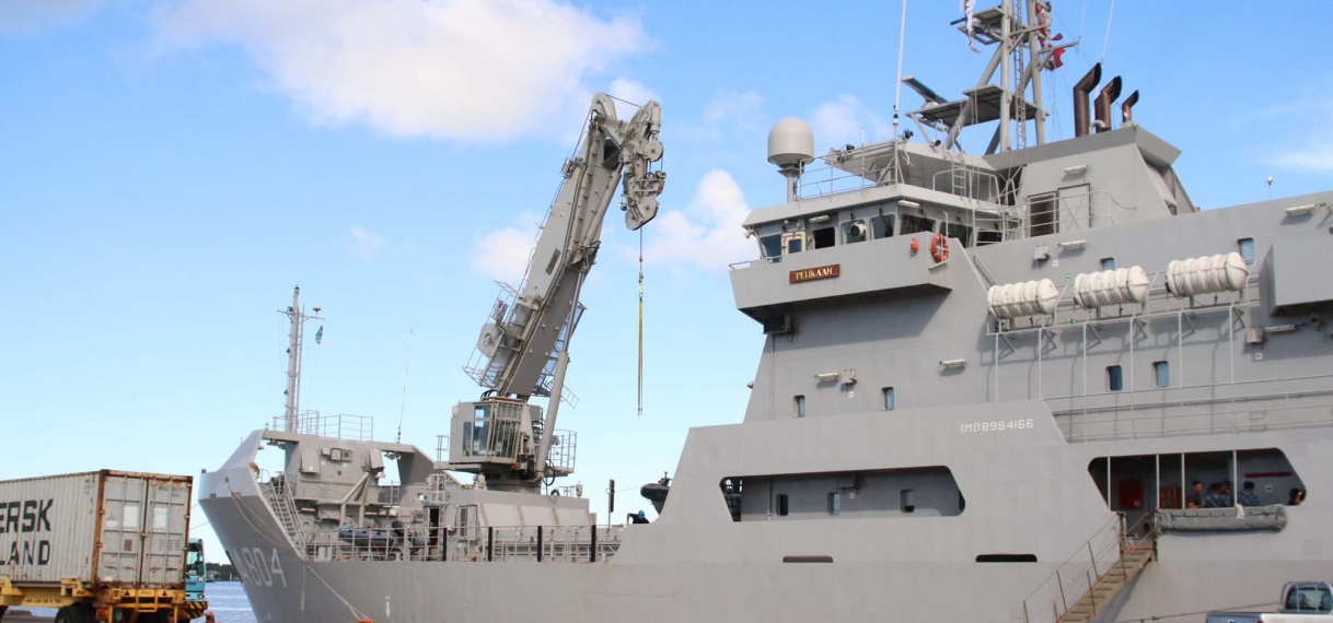 Zr. Ms. Pelikaan in Suriname voor verbetering defensie-relatie Suriname en Nederland