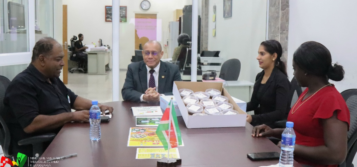 AWJ en de stichting Groei en Welvaart Suriname tasten samenwerking af