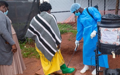 Vervroegde kerstvakantie voor scholieren Uganda om ebola-uitbraak