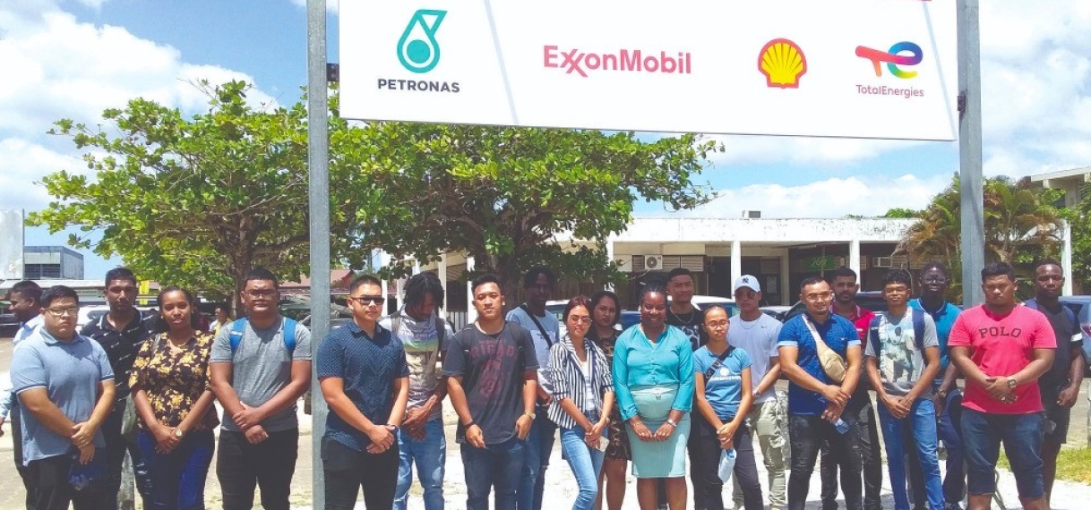 30 Studenten starten op NATIN nmet  OIL & GAS kopprogramma