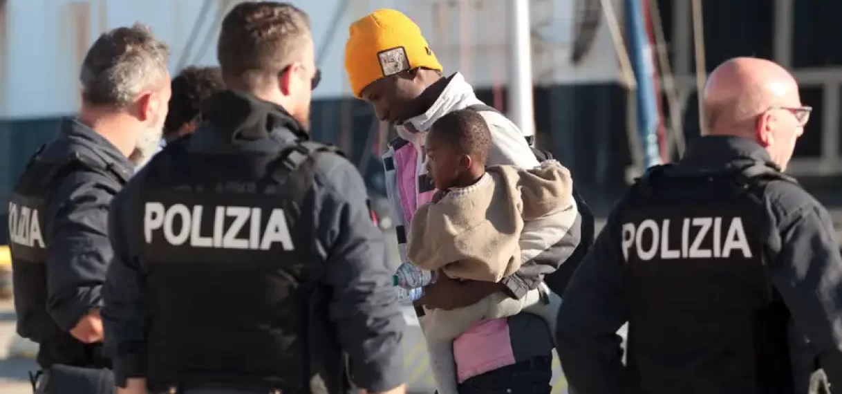 Derde reddingsschip met migranten meert aan in Italiaanse haven