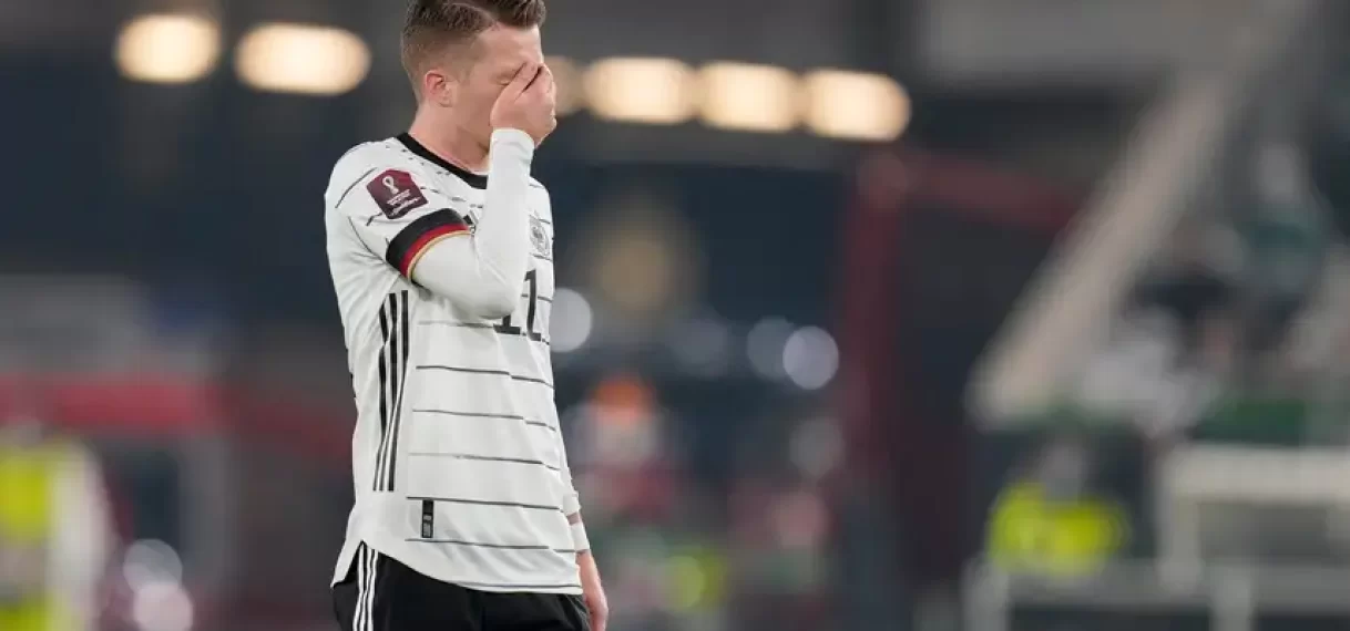 Duitsland zonder Reus en Hummels naar WK, Götze en Moukoko (17) wel erbij