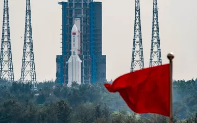 Resten van Chinese raket boven Grote Oceaan teruggekeerd in dampkring